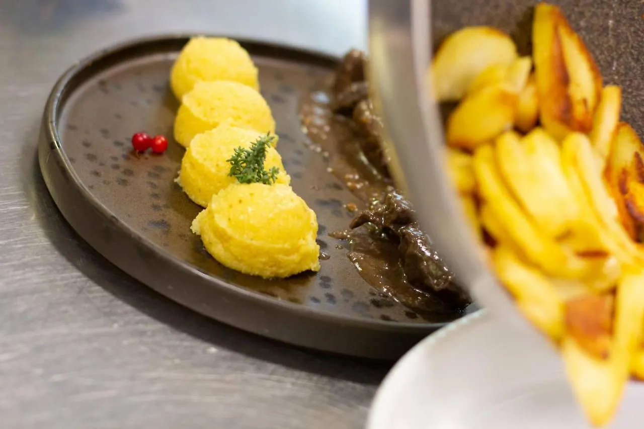 Hotel & Ristorante Baita Dovich Malga Ciapela