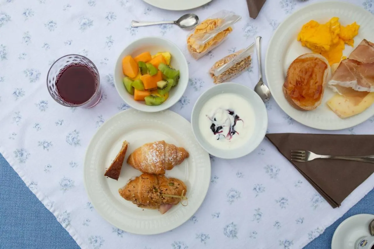 Hotel & Ristorante Baita Dovich Malga Ciapela
