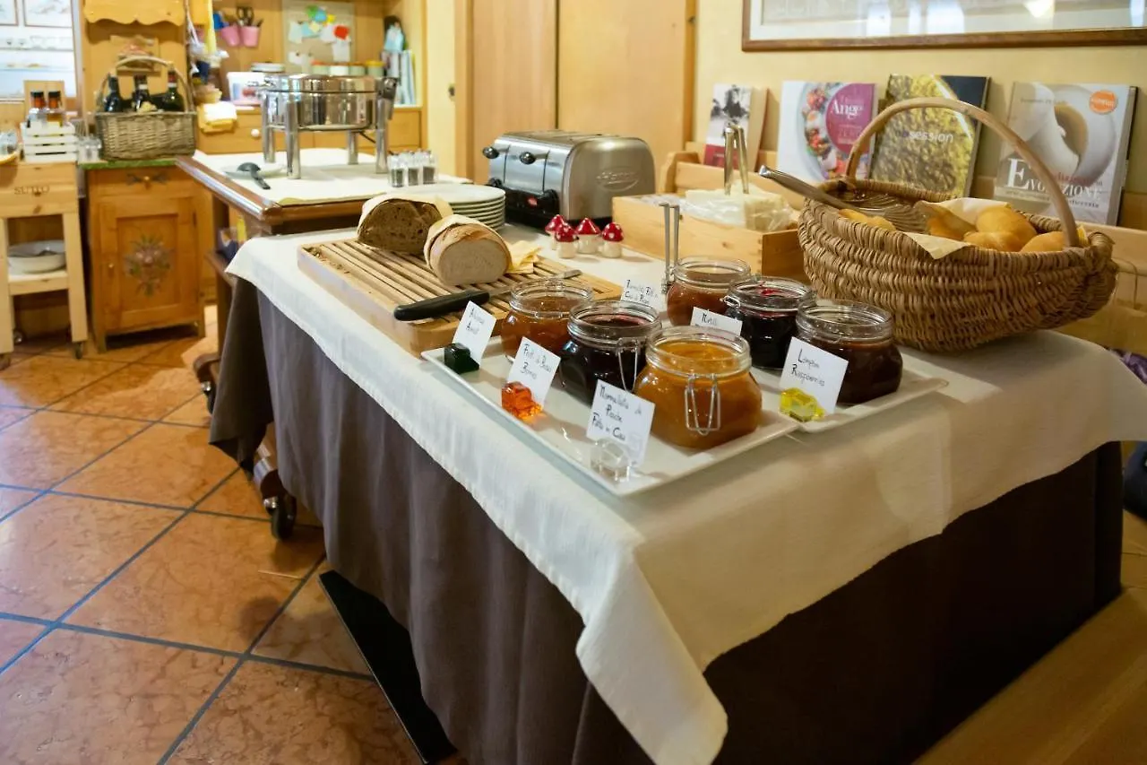 Hotel & Ristorante Baita Dovich Malga Ciapela